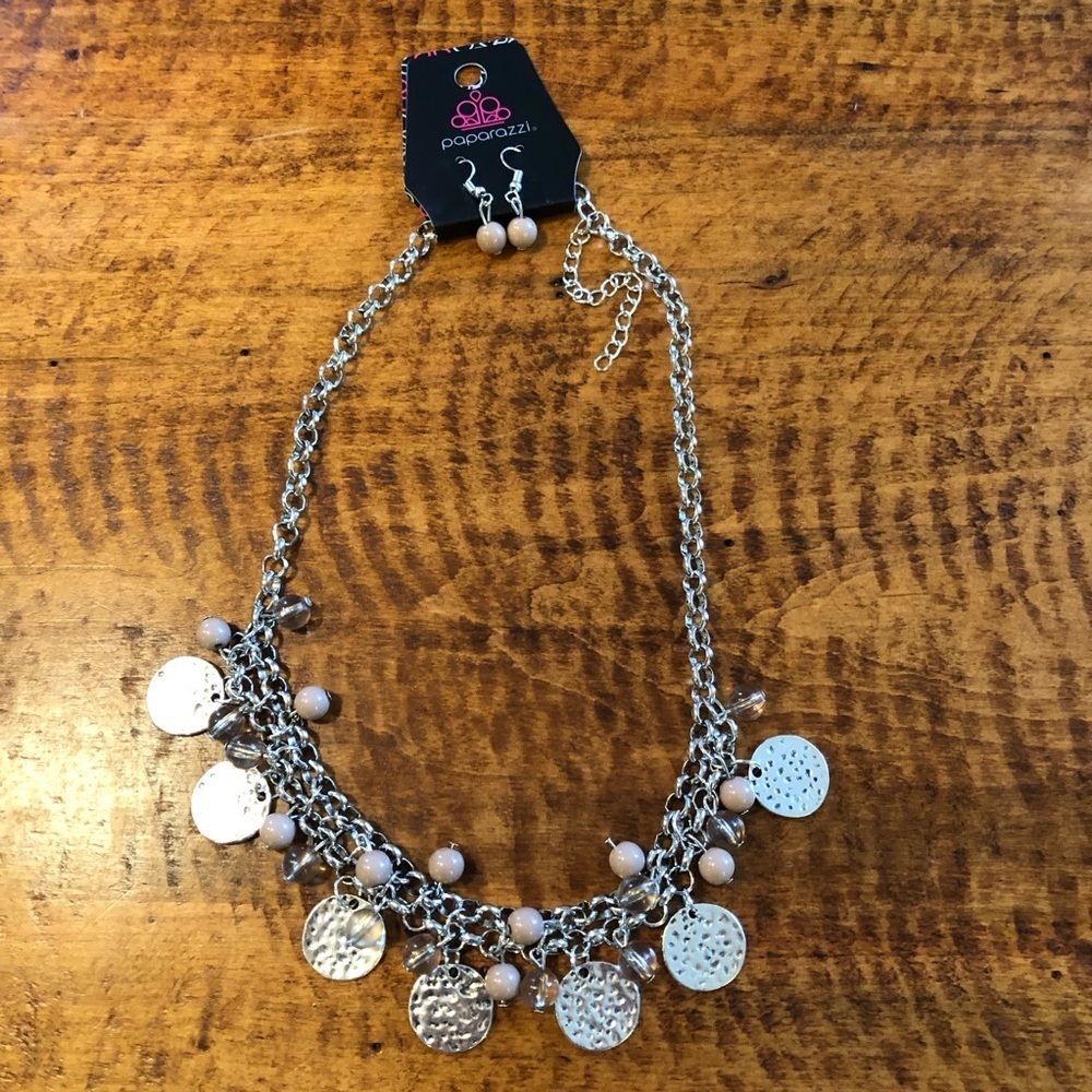 NWT ❤️ Paparazzi - Silver & Tan Hammered Disc Charm Necklace Set - OS